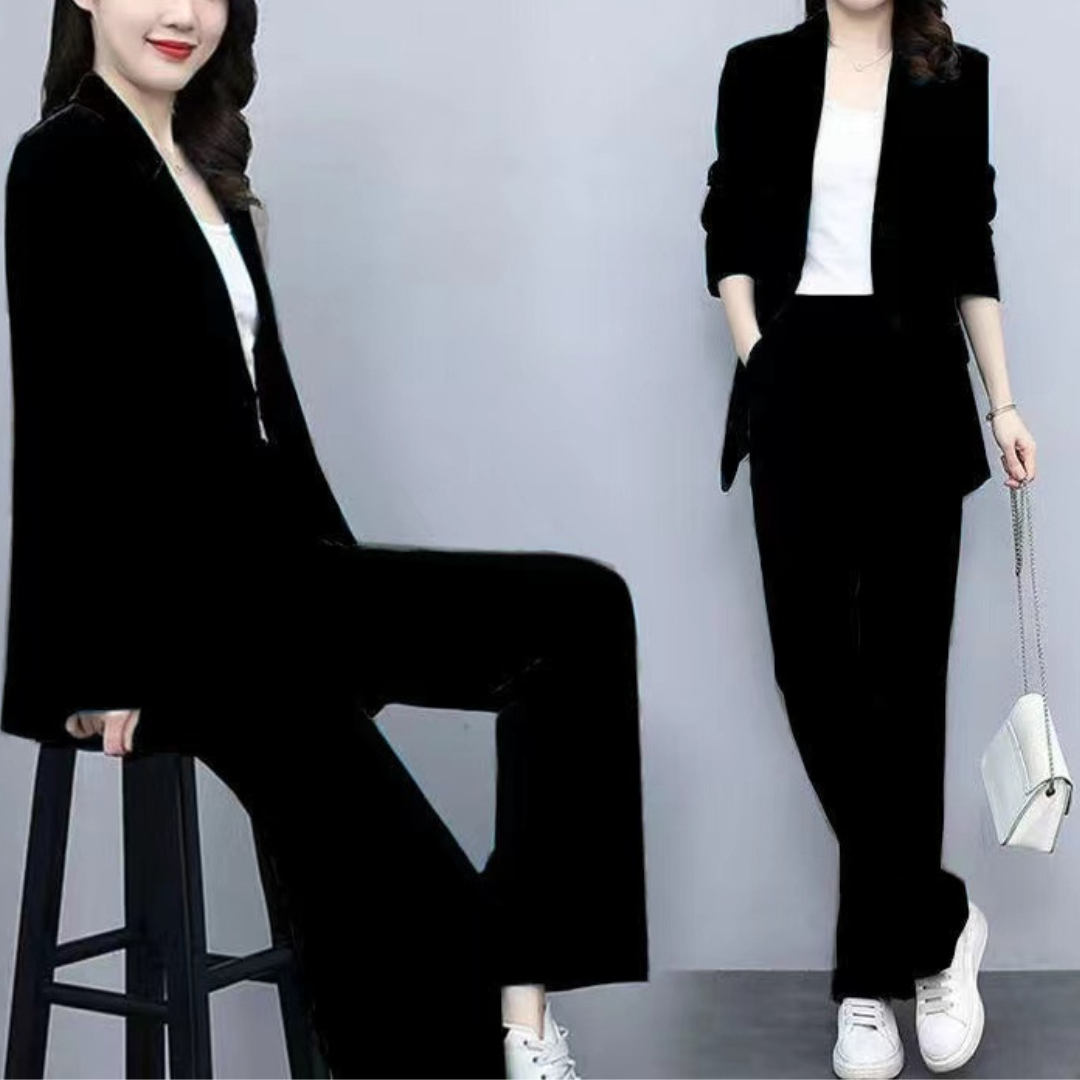 Mia™| Women's Elegant Suit